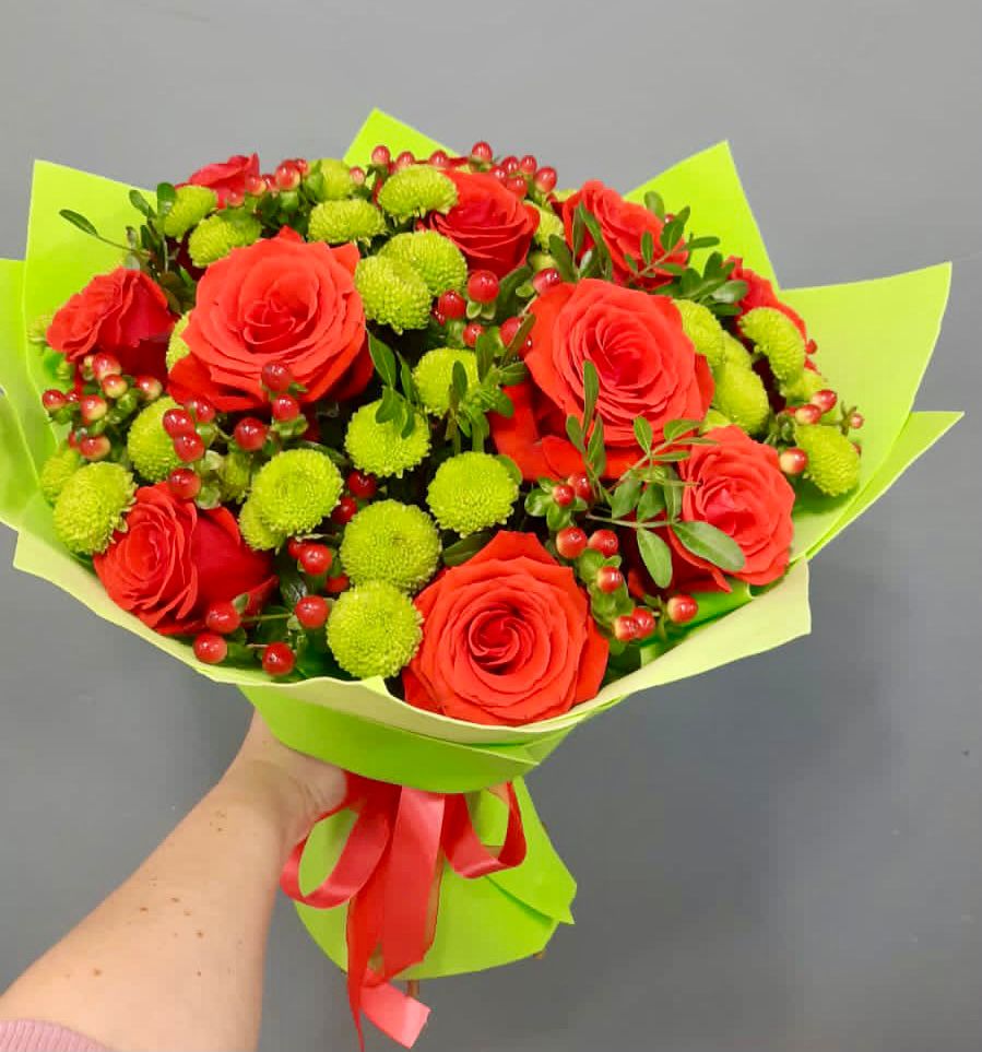 Букет цветов из: Хризантемы и Розы в Балахне