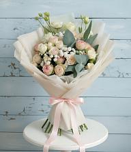 Букет цветов из:  Розы и Лизиантусы в Балахне