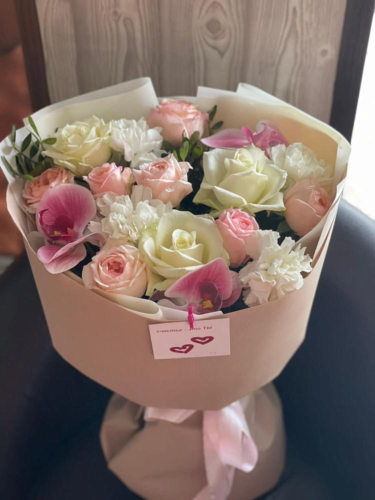 Букет цветов из: Орхидеи, Розы и Гвоздики в Балахне