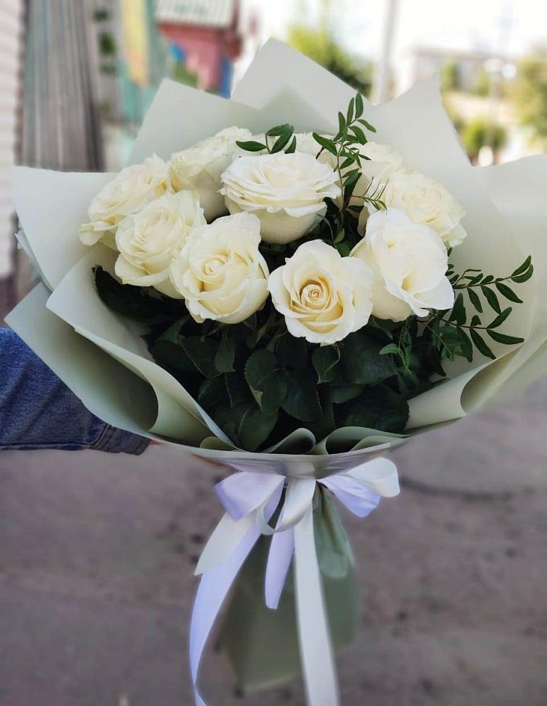 Букет Белые розы Проуд в Балахне