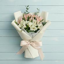 Букет цветов из:  Альстромерии в Балахне