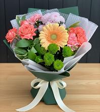 Букет цветов из:  Гвоздики, Розы, Герберы и Хризантемы #REPLACE_PRED# Балахне