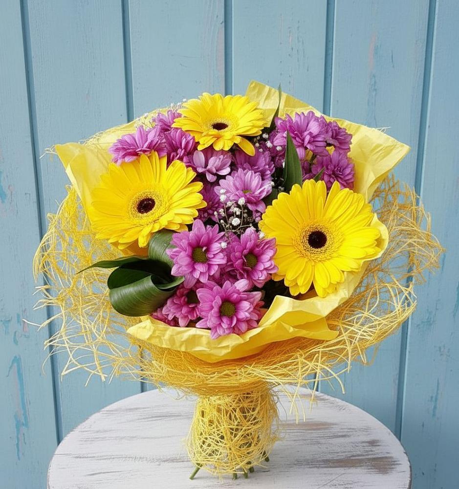 Букет цветов из: Хризантемы и Герберы в Балахне